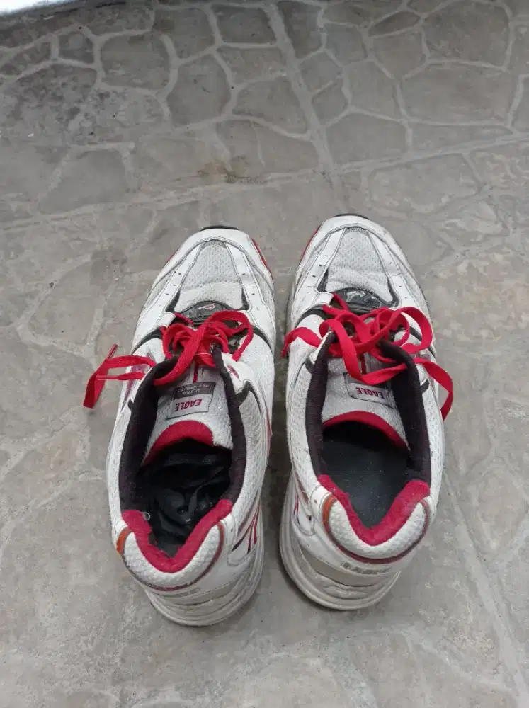 Sepatu Bekas Ukuran 43