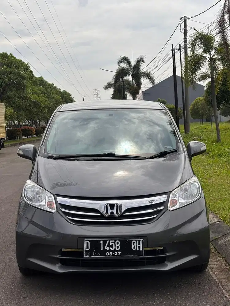 Honda Freed 2013 Bensin