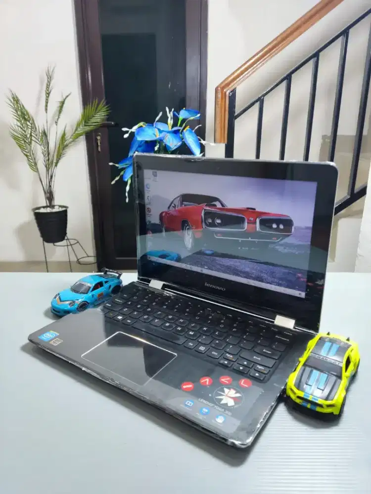 Lenovo Yoga 330-80M1 superslim Black TOUCHSCREEN [SSD 240GB] Premium