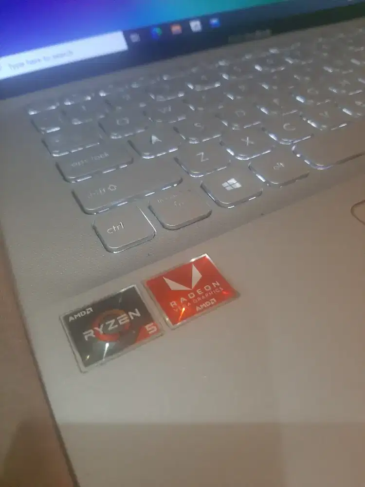 Asus vivobook masi mulus ex pake rumahan