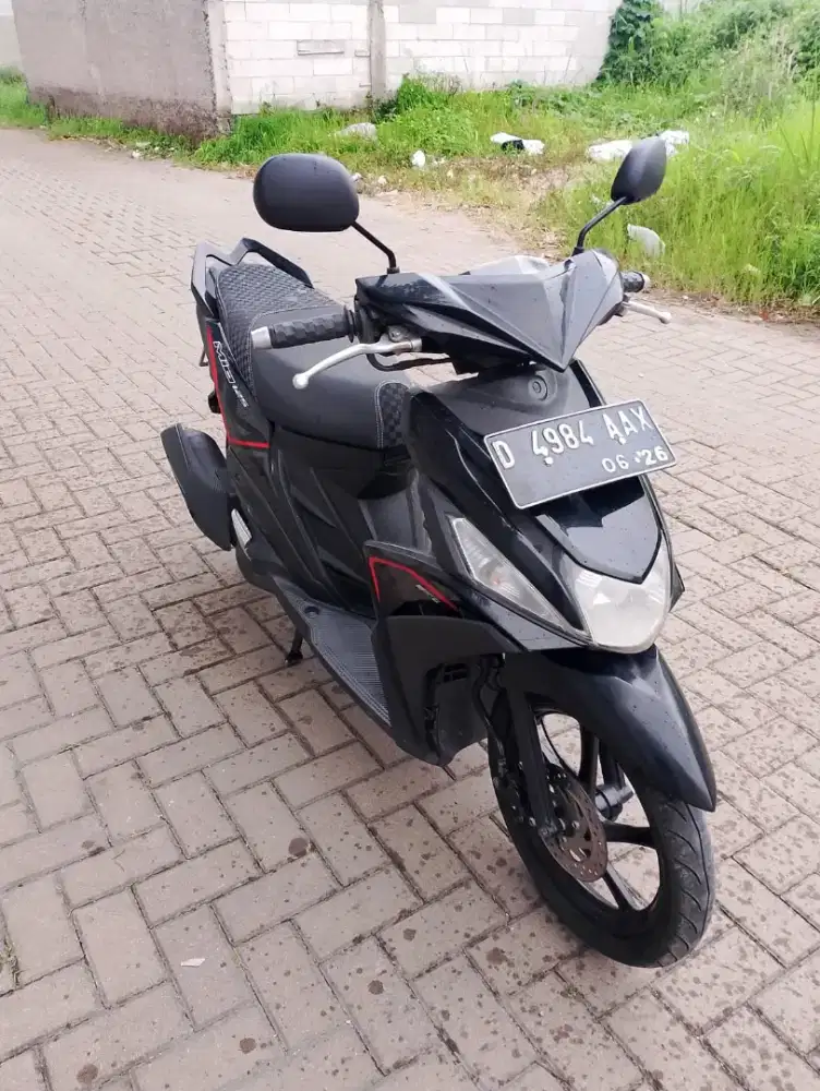 Jual cpt : YMH MIO M TRI thn 2017 sangat mulus