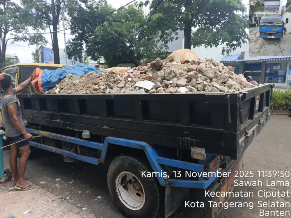 Jasa buang puing dan tanah