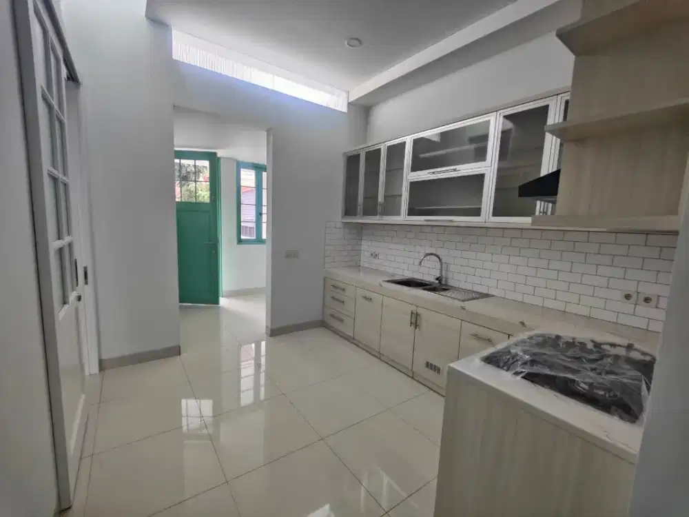 Dijual Rumah di Pusat Kota Pajajaran Dekat Pasirkaliki Bandung