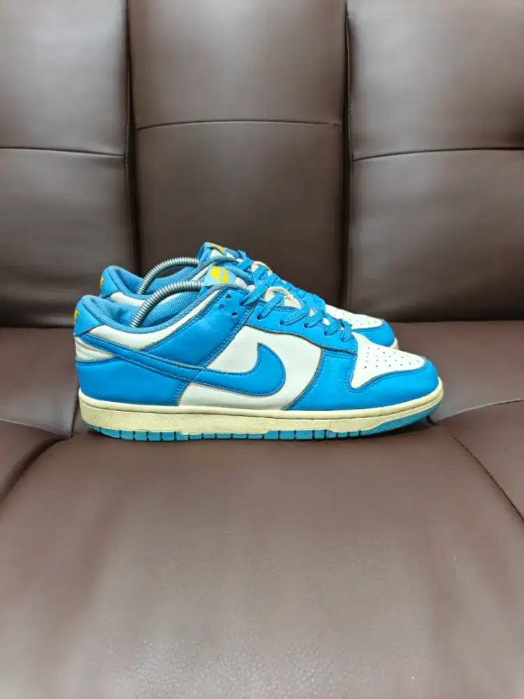 42- Sepatu second Nike Dunk Low coast Blue