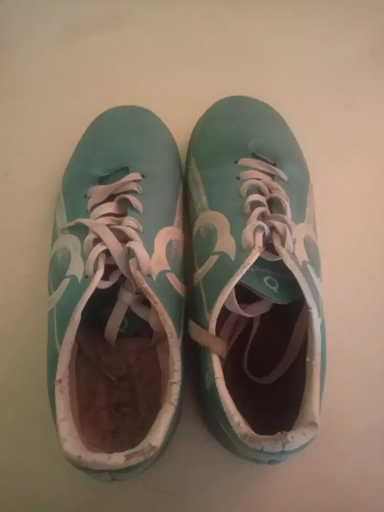 SEPATU FUTSAL SIZE 41