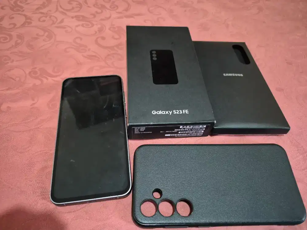 Samsung S23 FE 8/256 GB second