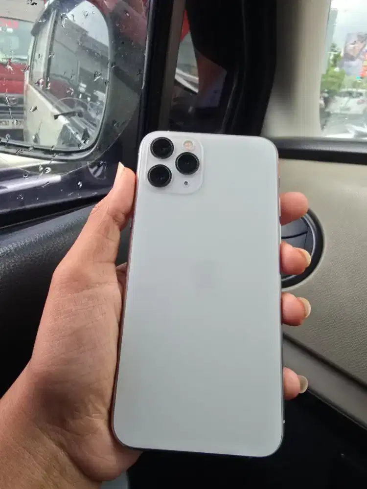 Dijual Iphone 11 Pro