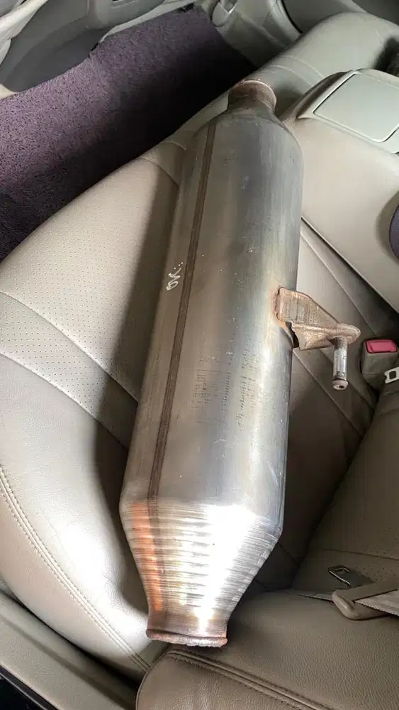 tabung Knalpot Resonator Mobil