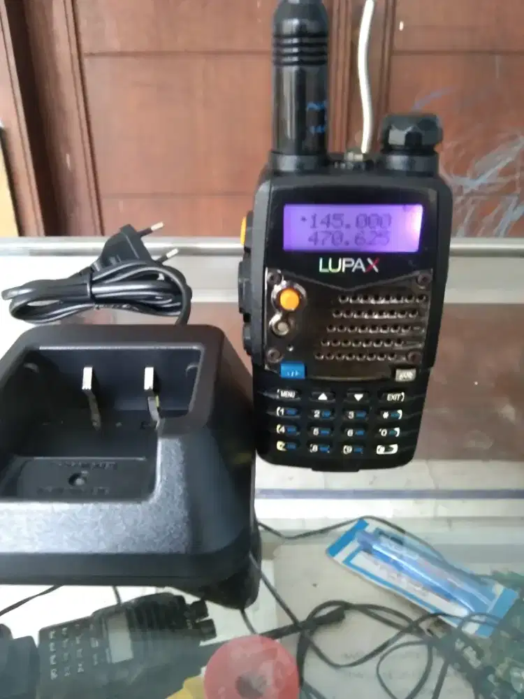 HT lupax uv5ra dual band masih segel