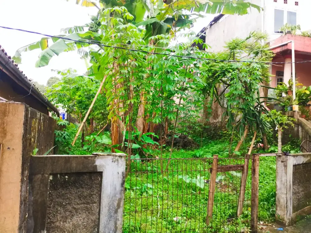 investasi terbaik ! Di jual tanah 180m2 , Legal AJB . Prospek tinggi