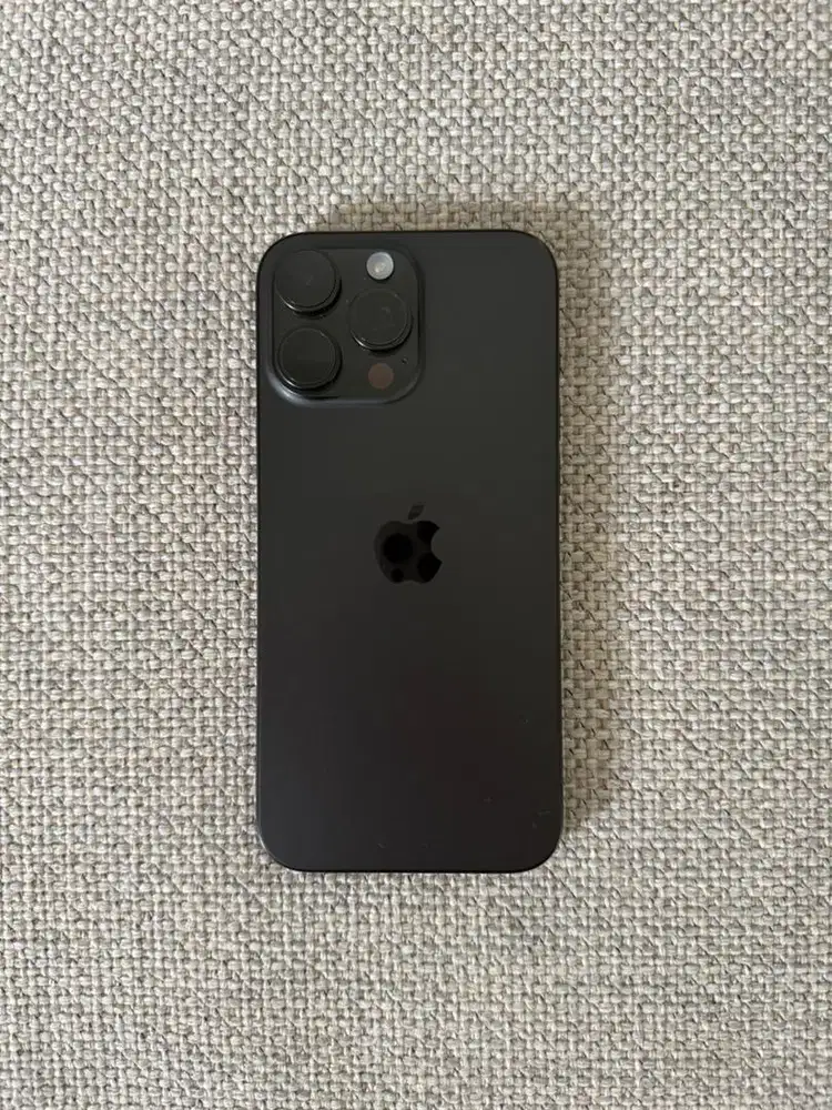 iPhone 16 Pro Max Black 256GB BH 100 Garansi Nov 2026