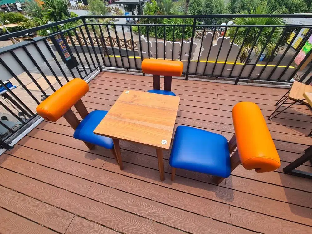 MEJA DAN KURSI INDOOR BEKAS MASIH BAGUS