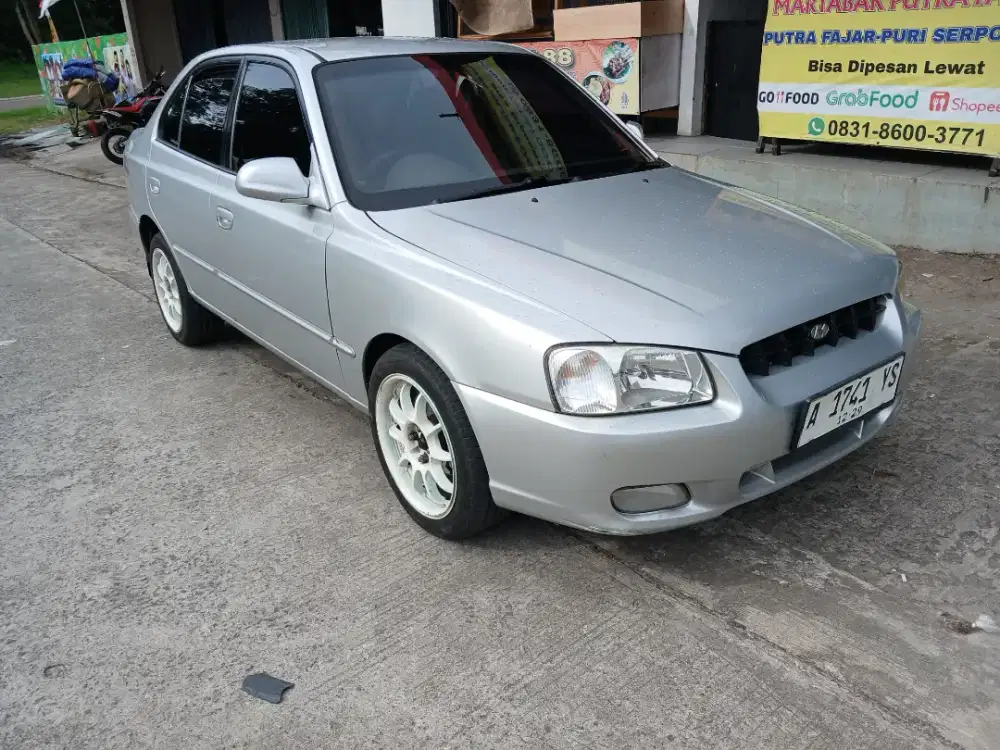 Hyundai Accent Verna 2001 Bensin