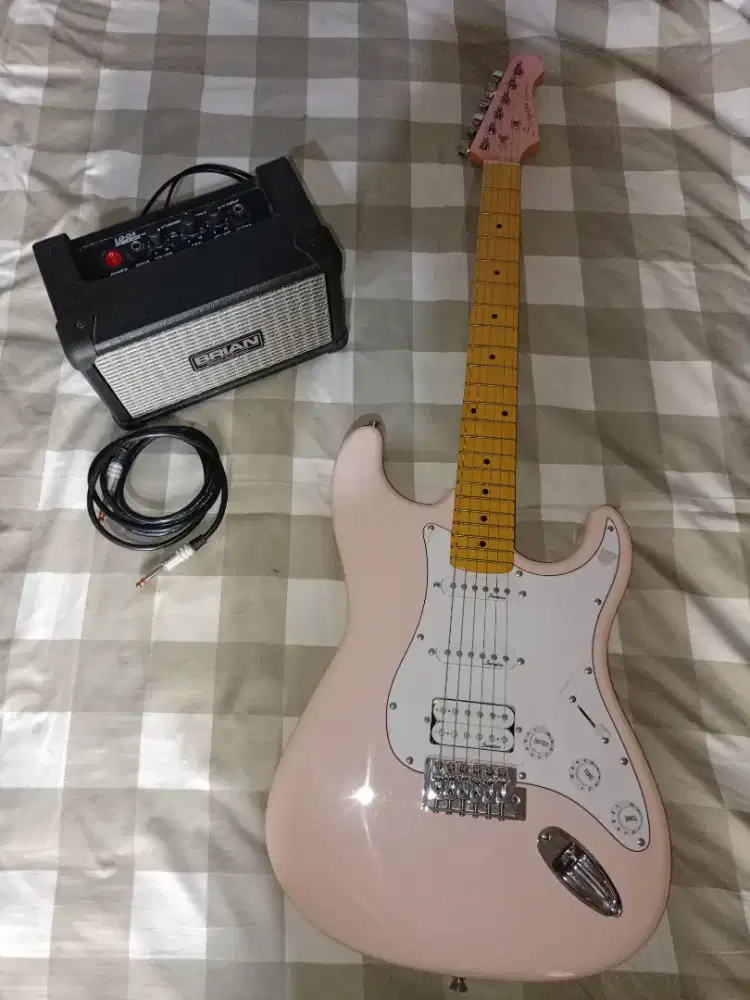 Gitar Elektrik Scorpion Ori Model Stratocaster Tipe SS-120 BK Deluxe