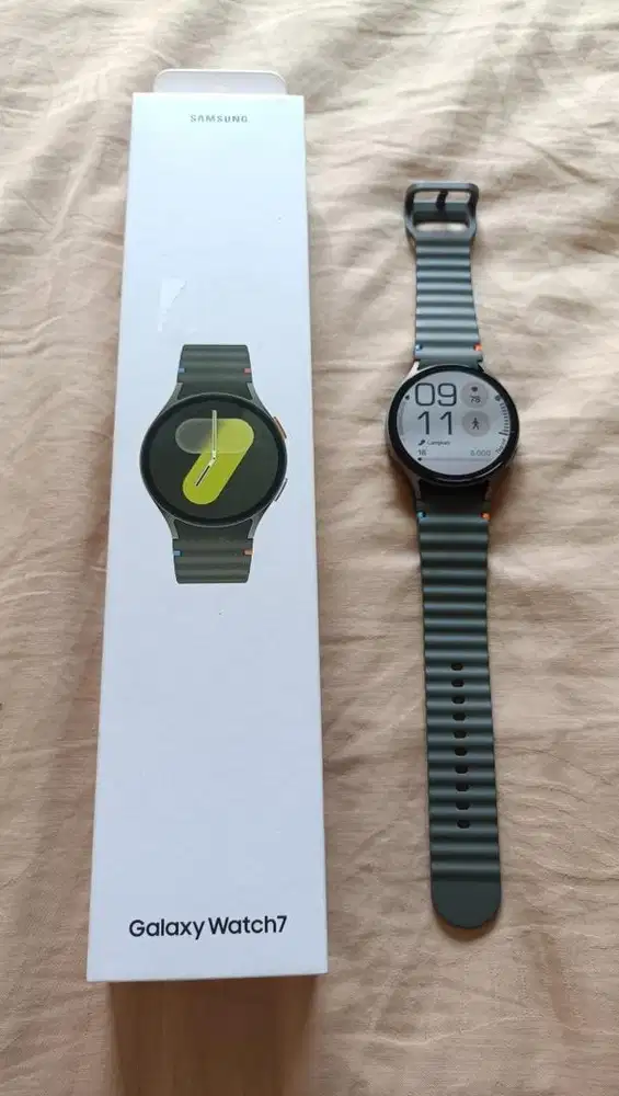 Jam tangan Galaxy watch 7