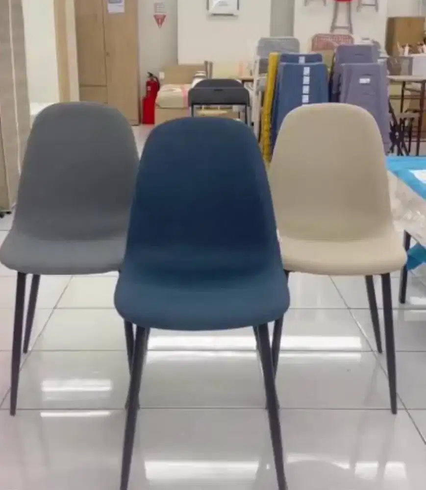 Kursi makan serbaguna