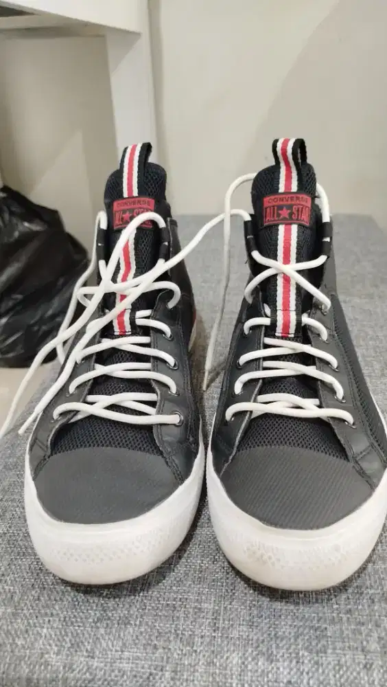 Jual Sepatu Sneakers Pria CONVERSE Ctas Ultra Mid 166981C-Black White