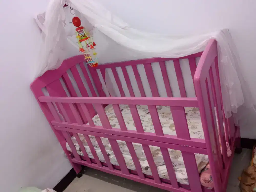 Tempat Tidur Bayi Kayu jati satu set