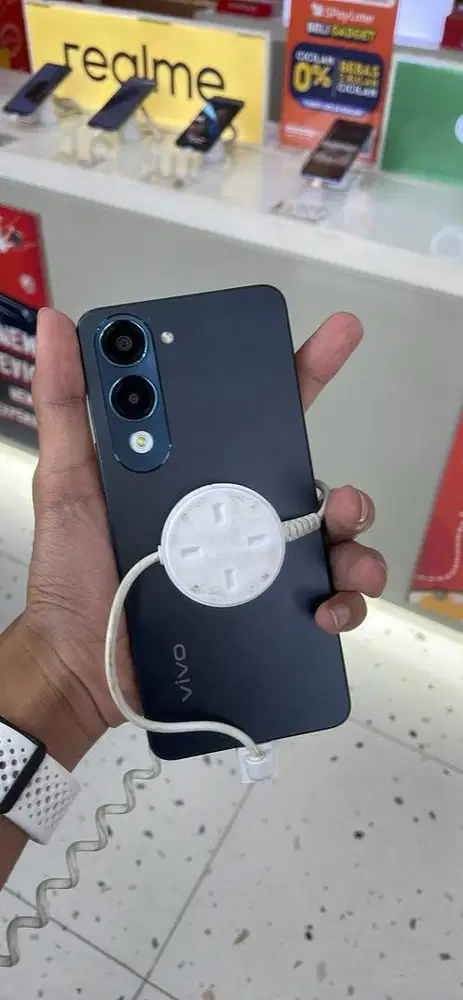 Vivo y04s ram 8/64GB