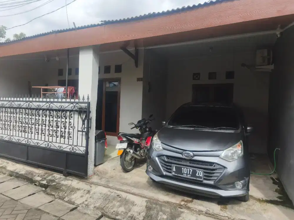 Di jual rumah ciledug