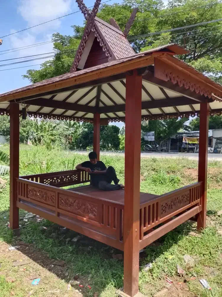 Rumah kayu ulin gazebo