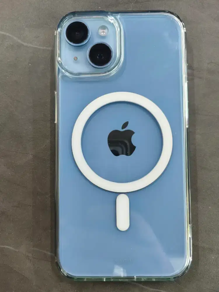 Dijual iPhone 14 second lengkap dus buku