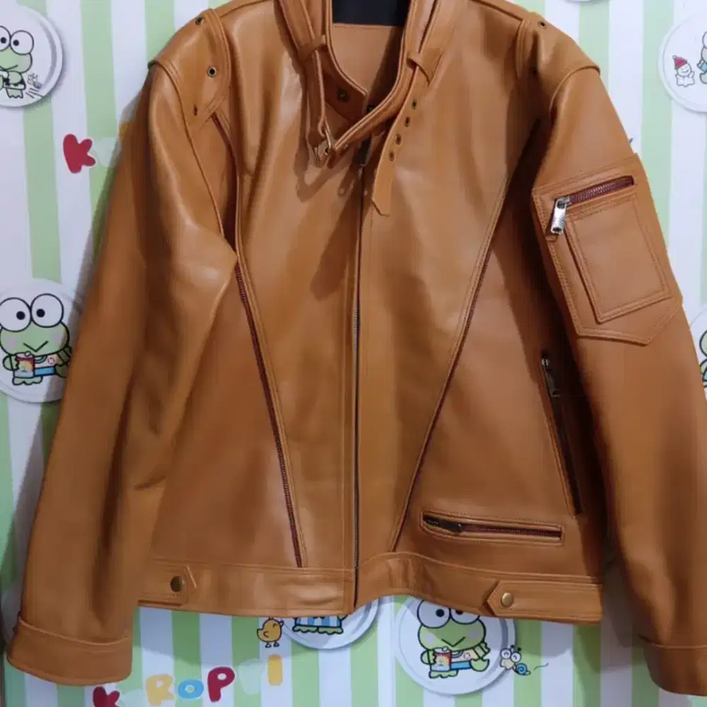 Jaket kulit aril