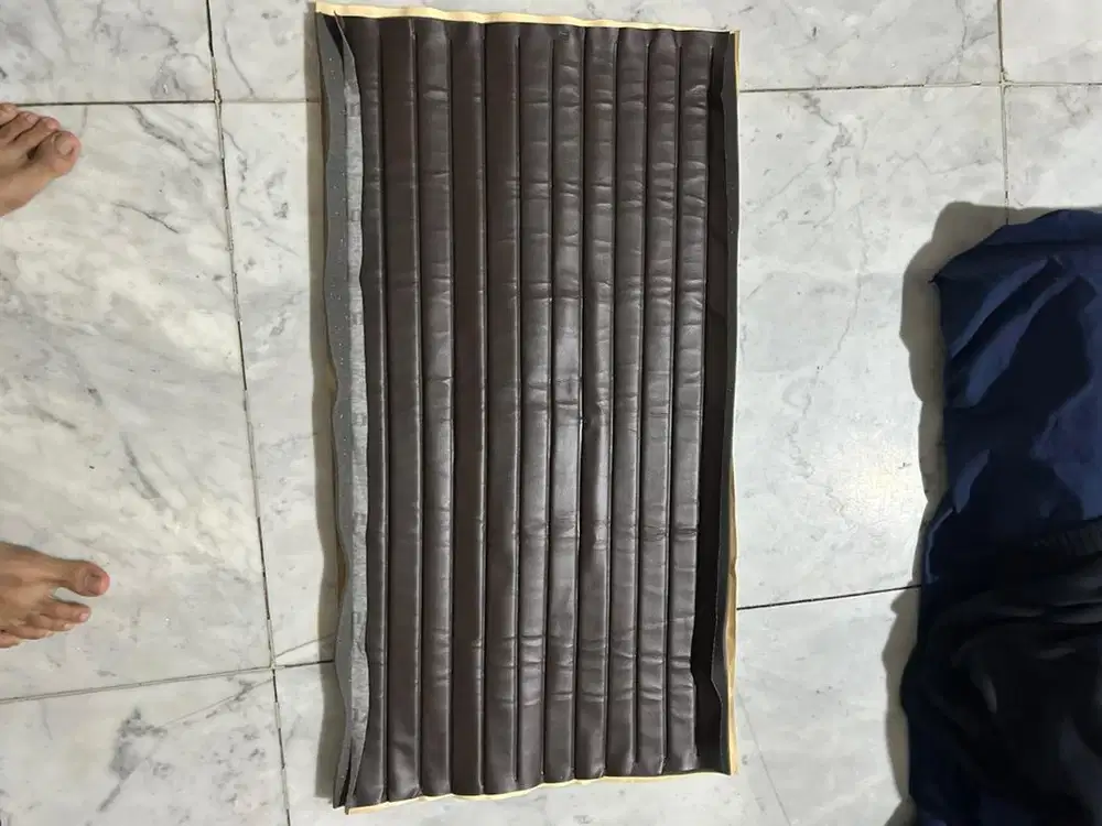 Kulit jok warna coklat