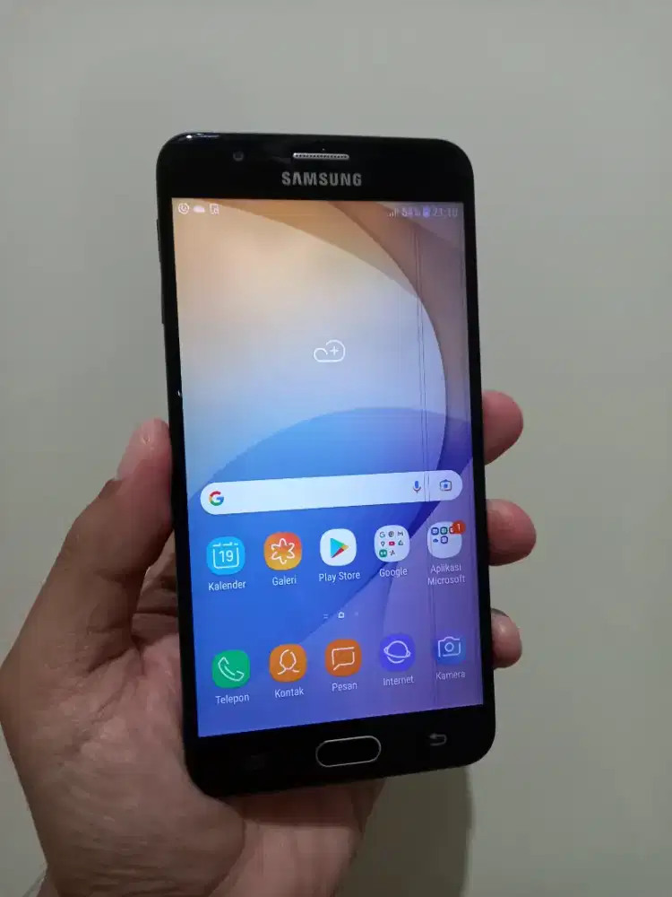 Samsung Galaxy J7 Prime Ram 3/32Gb Fullset ada minus dibaca