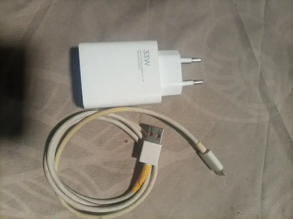 charger bekas redmi note 13 original