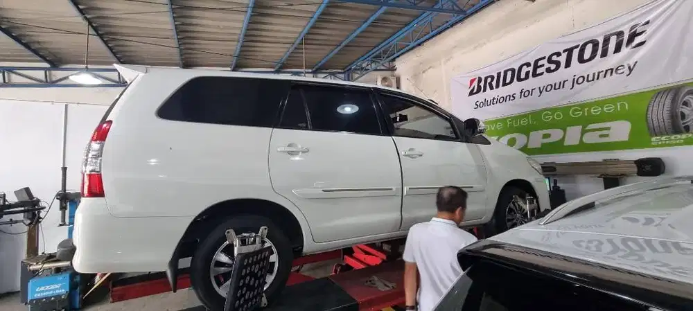 Toyota Innova G diesel 2015 Solar diesel