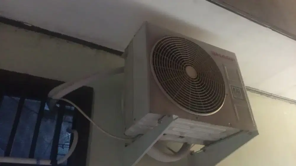 Jual AC 1/2 pk merk sharp