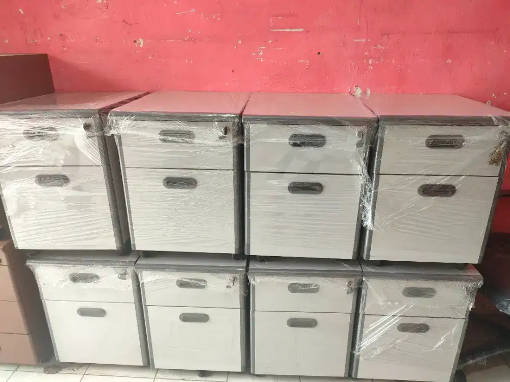 laci arsip ukuran 60x70