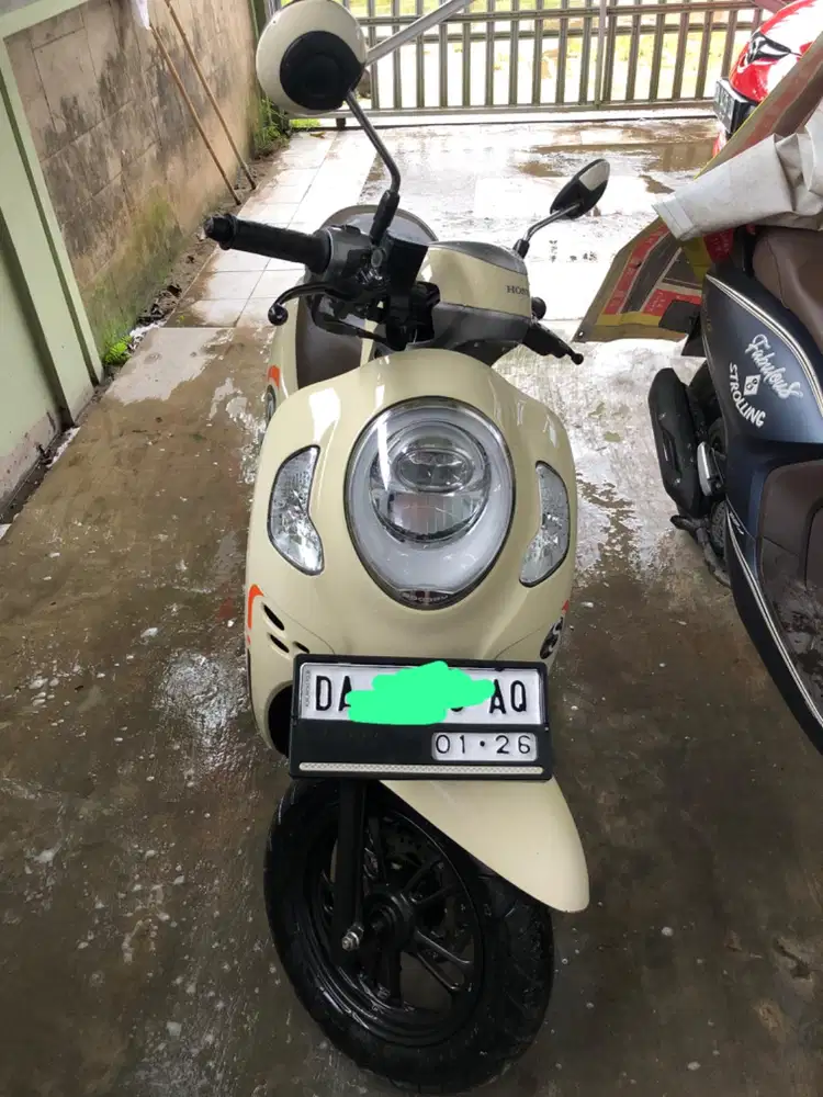 SCOOPY 2021 KREM MULUS JARANG PAKAI