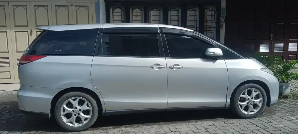 Toyota Estima 2007 Bensin