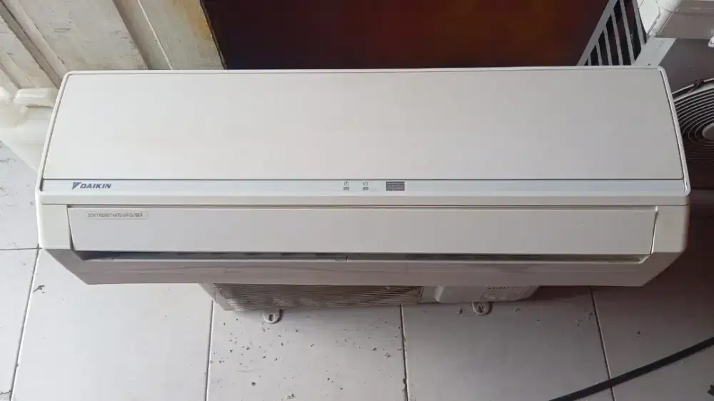 Ac daikin 1/2 pk