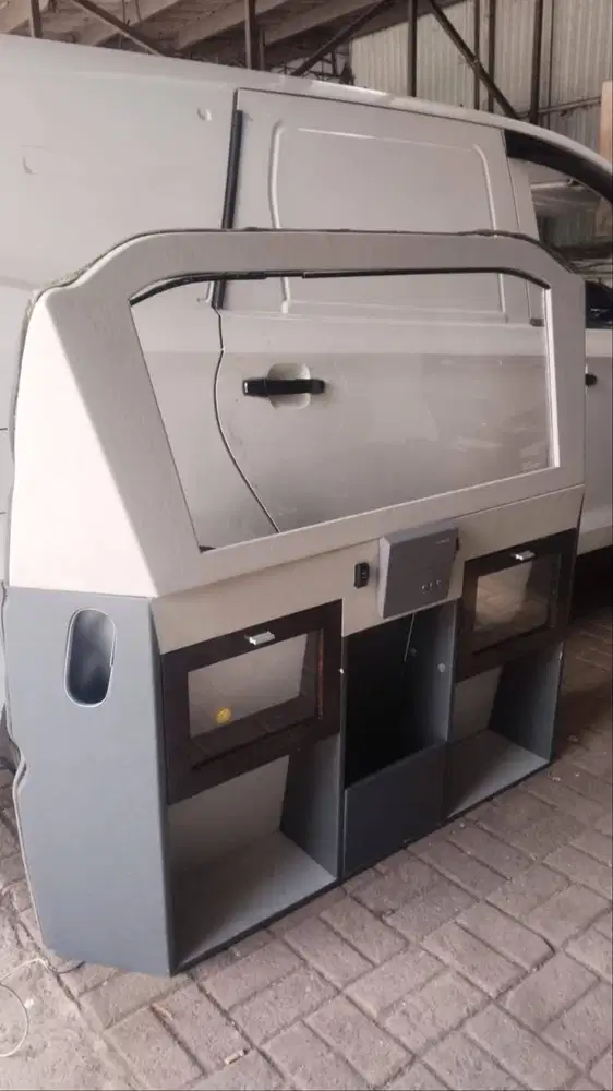 Alphard Partisi Sekat 2015