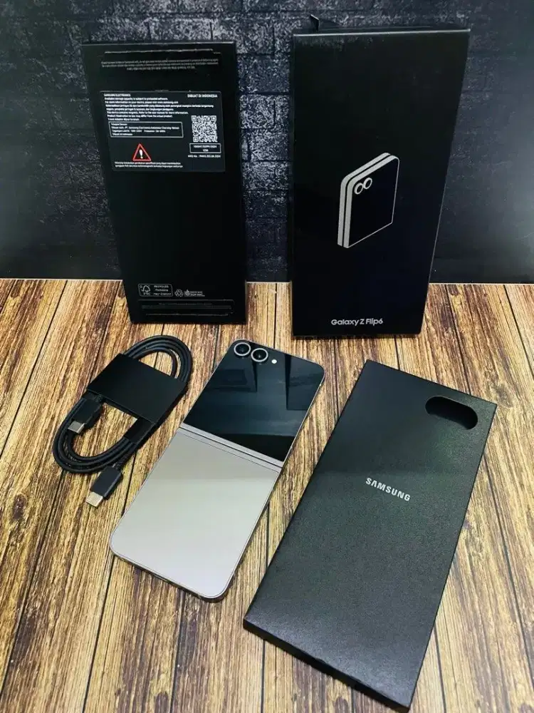 Samsung Z Flip 6 12/512