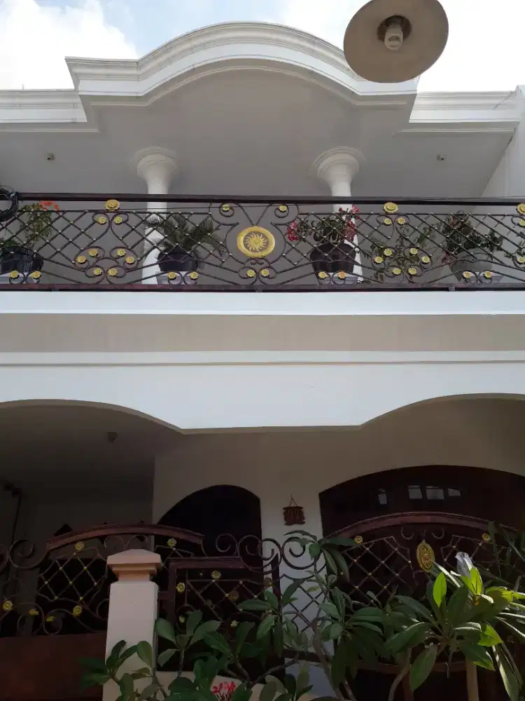 Rumah usaha kos kamar penuh nego