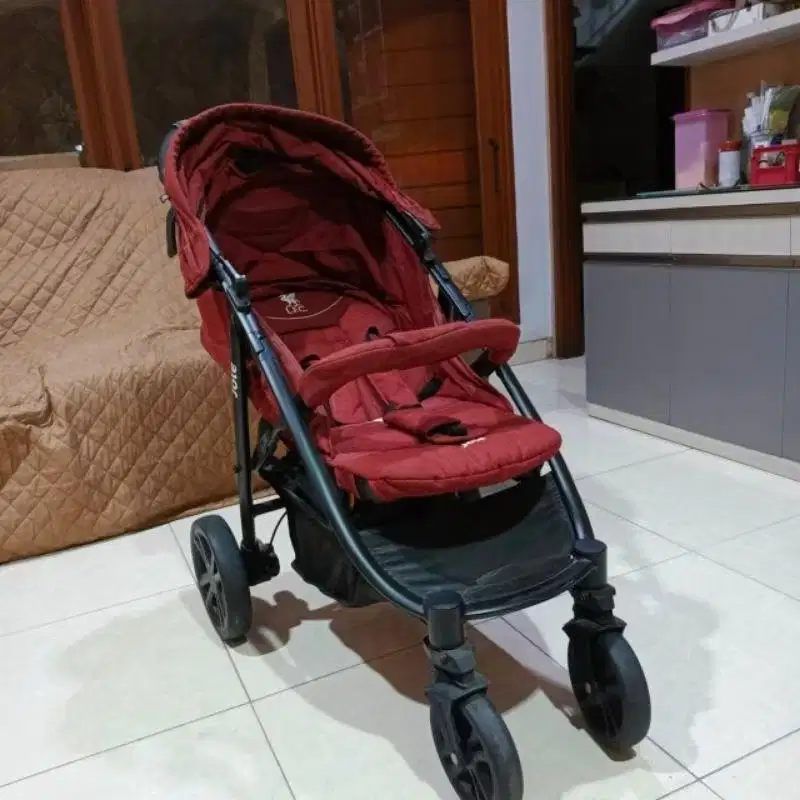 Preloved Stroller Joie LFC