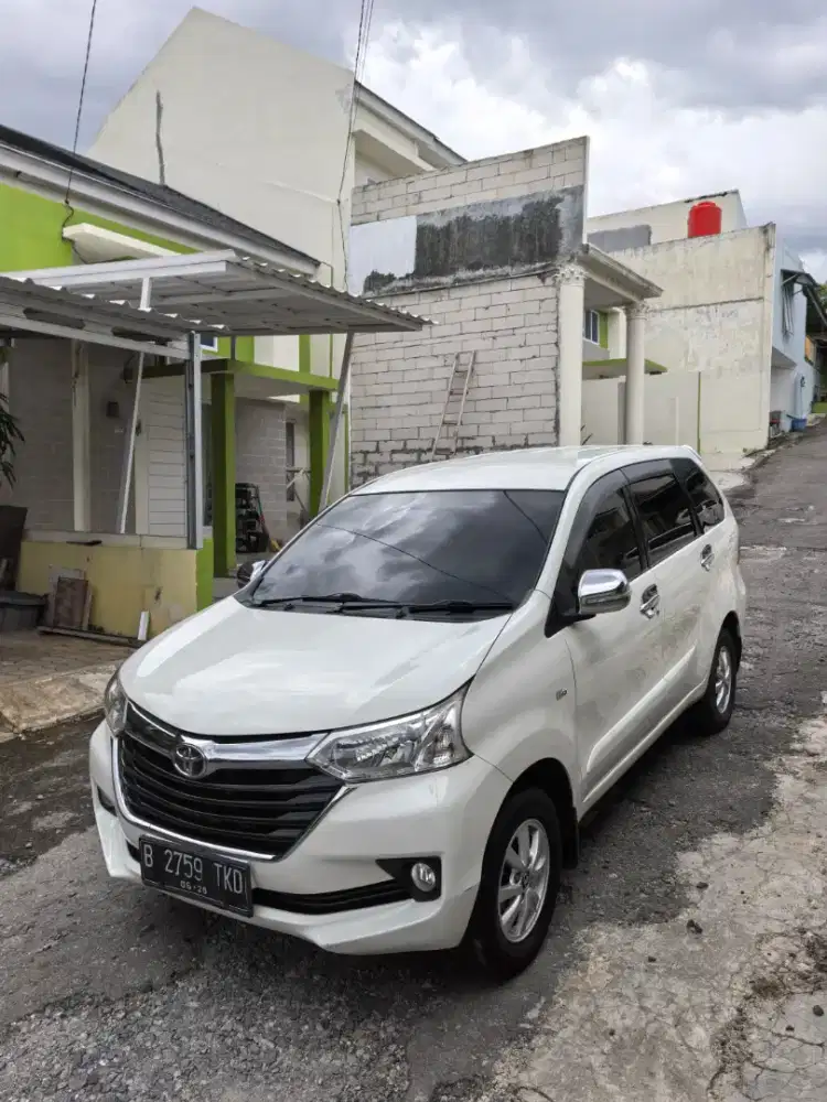 Avanza G Matic 2016 Putih