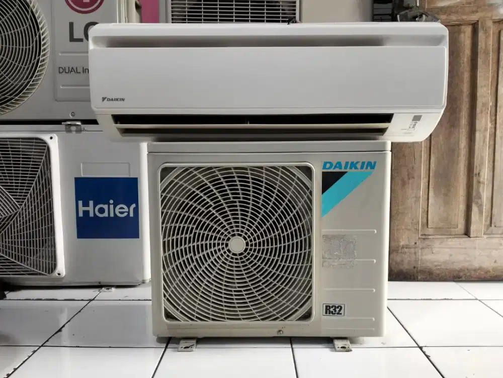 AC DAIKIN 1 PK ISTIMEWA