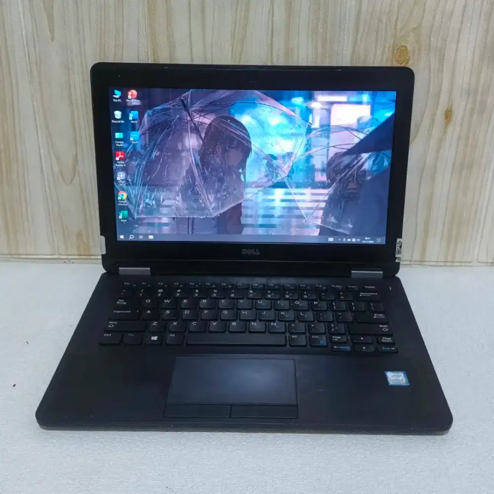 Dell Latitude E7270 slim core.i7 gen6 Ram8GB/ssd180GB bogor
