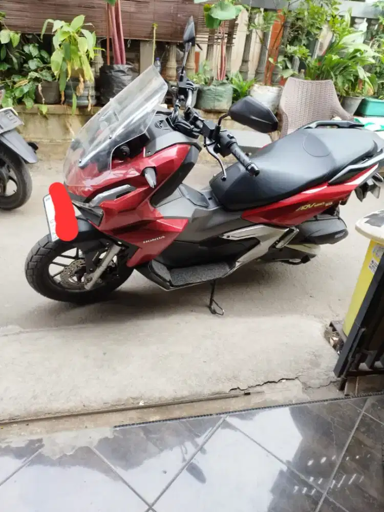 DI JUAL MOTOR HONDA ADV 160 CBS TAHUN 2024 (SECOND)