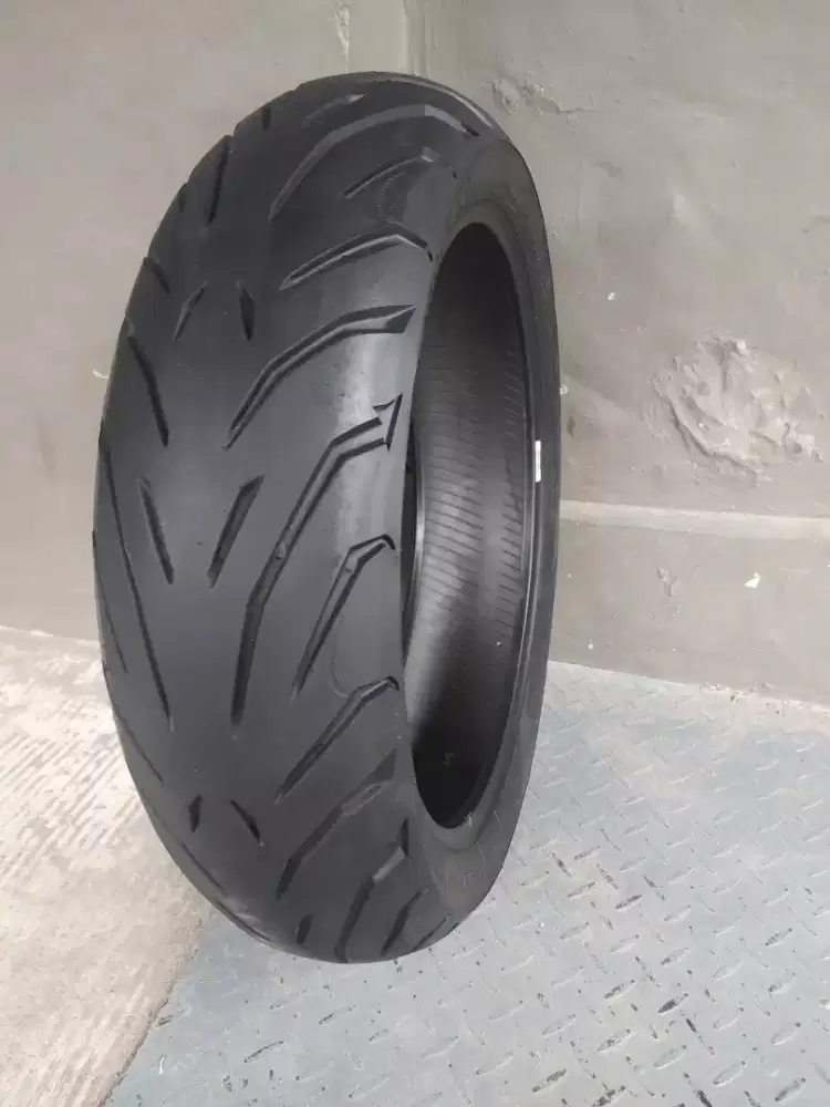 Ban motor Merk FIRELLI uk 160 /60 -17 ORIGINAL Kondisi 95%
