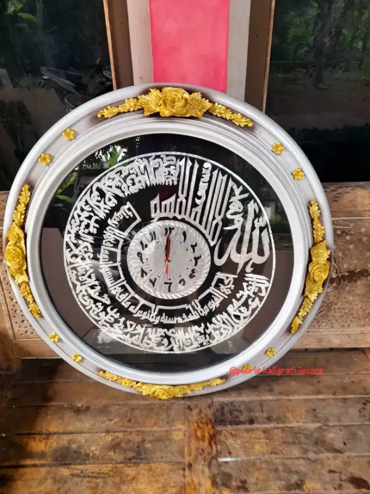 Jam Kaligrafi jepara, diameter 75cm