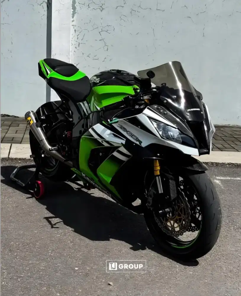 FOR SALE!! Kawasaki ZX10R 30th Anniversary Edition