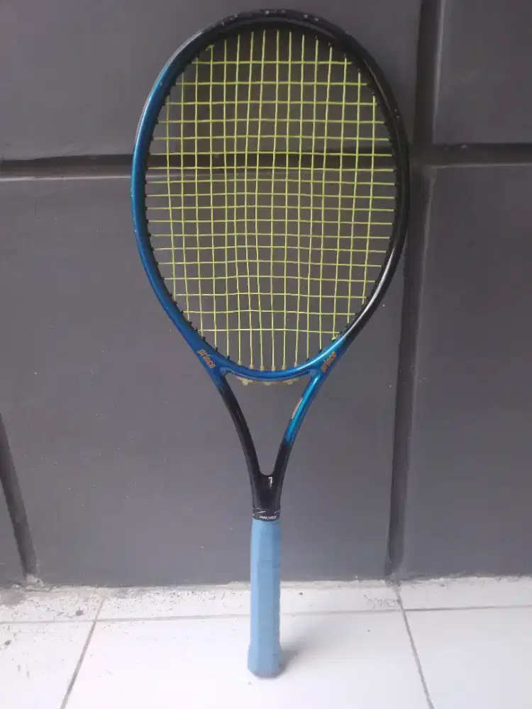 Raket tenis merek Price