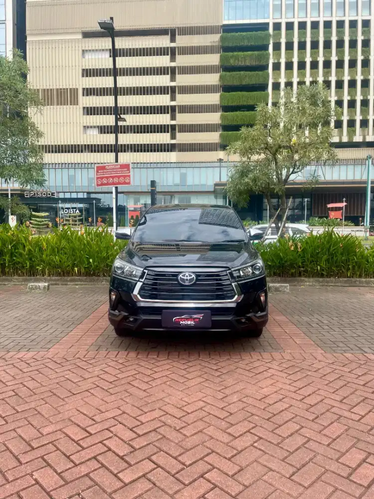 Toyota Innova Venturer 2.0 AT (Bensin) 2022