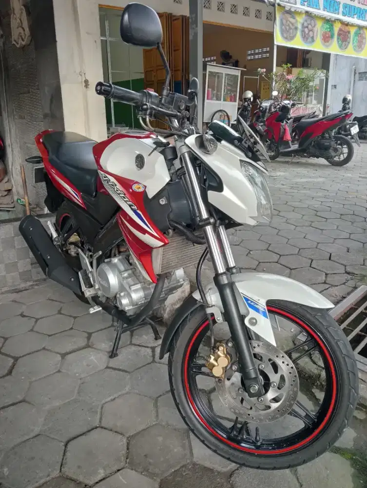 YAMAHA Vixion 2014
